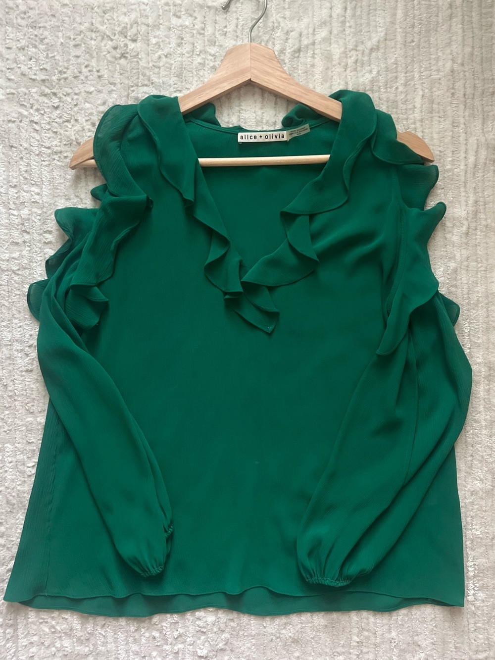 Alice + Olivia Emerald Green Ruffle V-Neck Sleeveless Camisole Size S